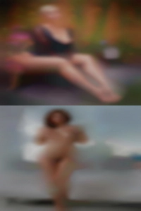 Sexy girls aged pussy!